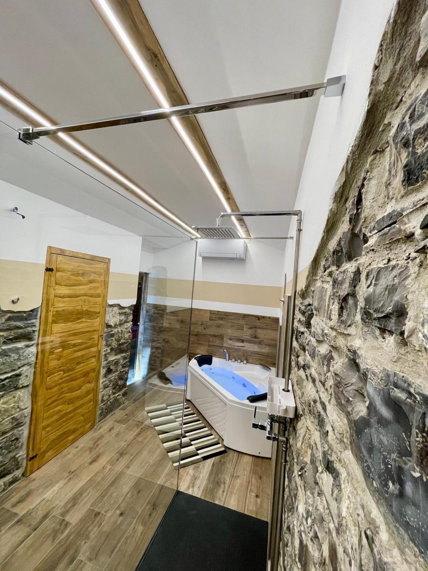 Armoni Villa Rota de Imagna Bagian luar foto